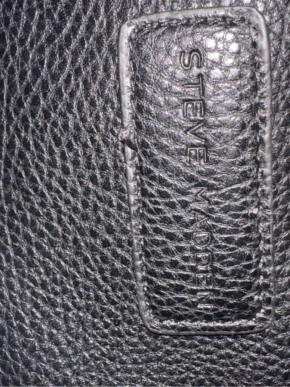 NWT Steve Madden Black BLYLAH Tote w/Matching Wristlet & Tassel - Picture 6 of 12